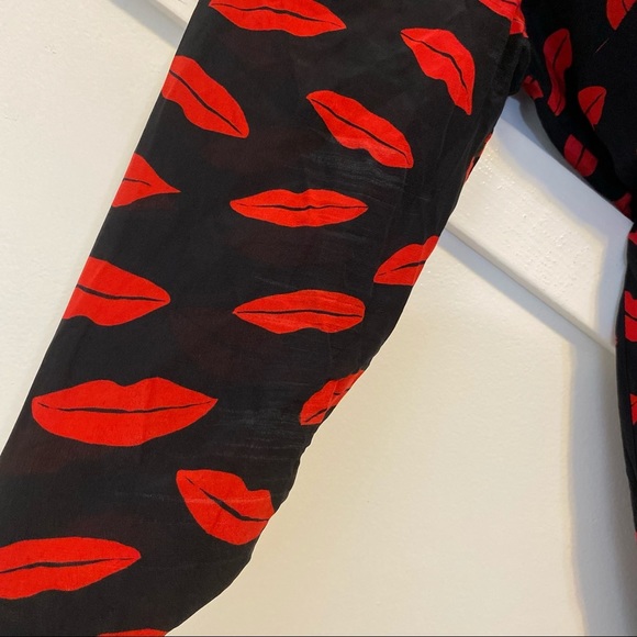 Rixo Rose Lip Print V-Neck Long Sleeve Open Back Ruffle Front Silk Midi Dress L - Picture 7 of 13